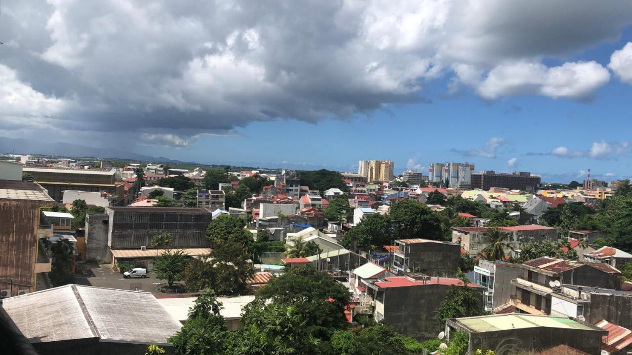 Appartement Avec Vue Panoramique De Pointe-A-Pitre Eksteriør bilde